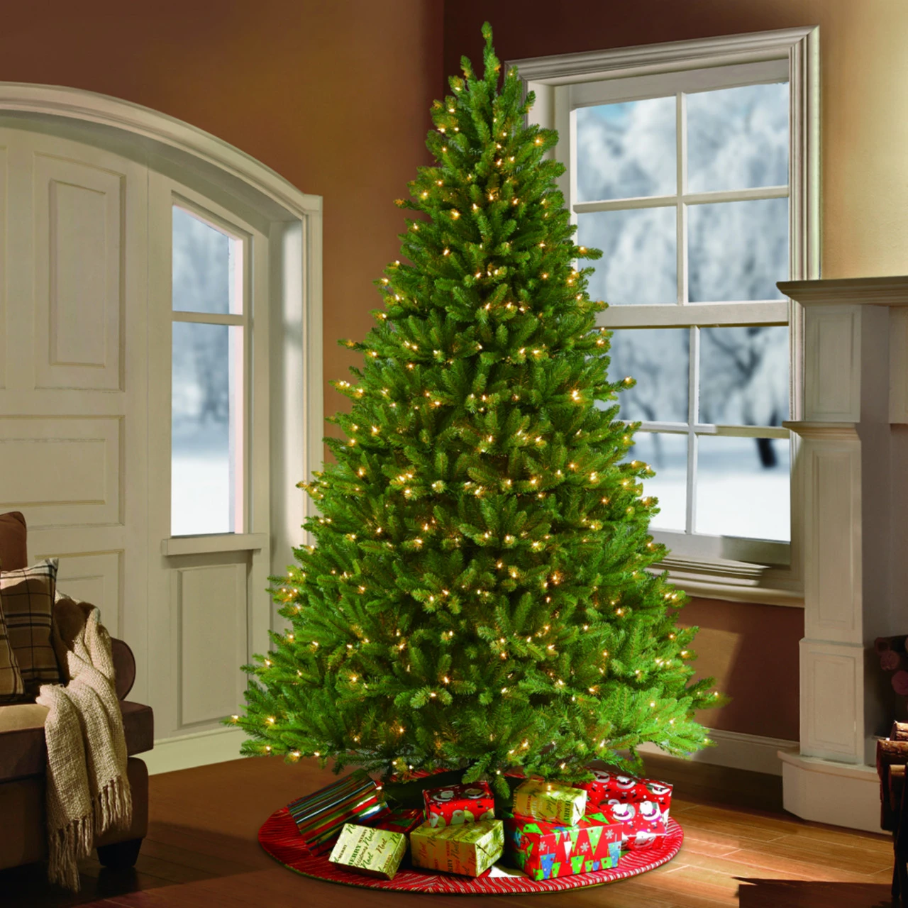 7.5’ Pre-Lit Medium Fraser Fir Artificial Christmas Tree – Clear Lights 2 7.5’ Pre-Lit Medium Fraser Fir Artificial Christmas Tree – Clear Lights - Image 2