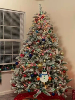 6' Medium Flocked Angel Pine Artificial Christmas Tree - Unlit -Xmas Trees Shop northlight v03978 cxpic 38569.1676305747