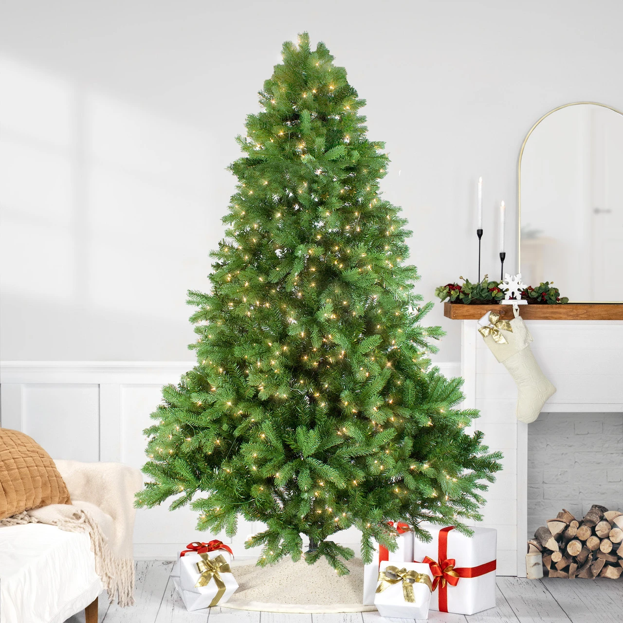 6.5' Pre-Lit Full Noble Fir Artificial Christmas Tree - Clear Lights 2 6.5' Pre-Lit Full Noble Fir Artificial Christmas Tree - Clear Lights - Image 2