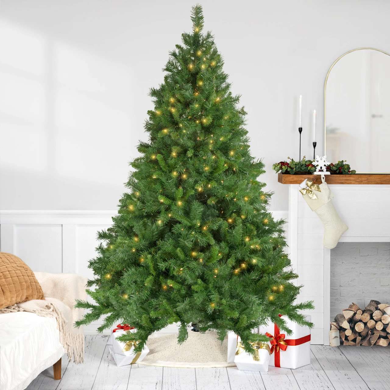 7.5' Pre-Lit Chatham Pine Artificial Christmas Tree, Clear Lights 1 7.5' Pre-Lit Chatham Pine Artificial Christmas Tree, Clear Lights